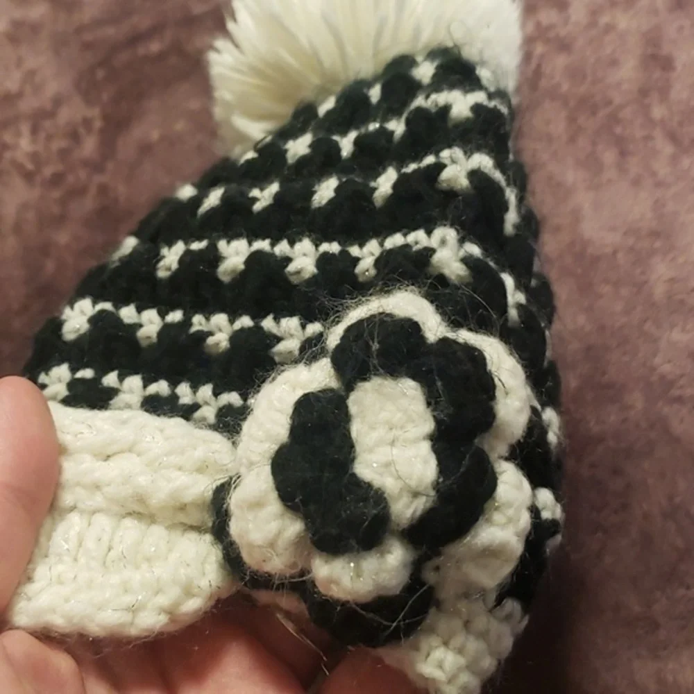 Girls crocheted‎ hat